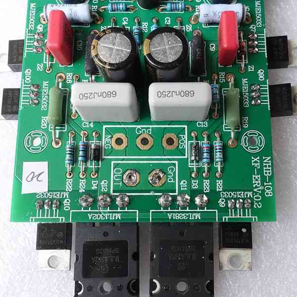 Фрагмент печатной платы Dartzeel NHB-108